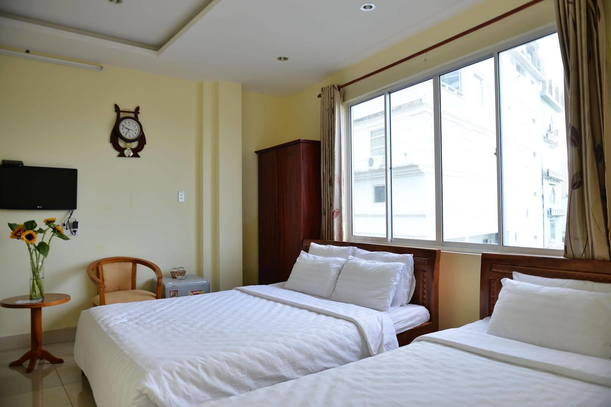 Oc Tien Sa Hotel Дананг Екстер'єр фото